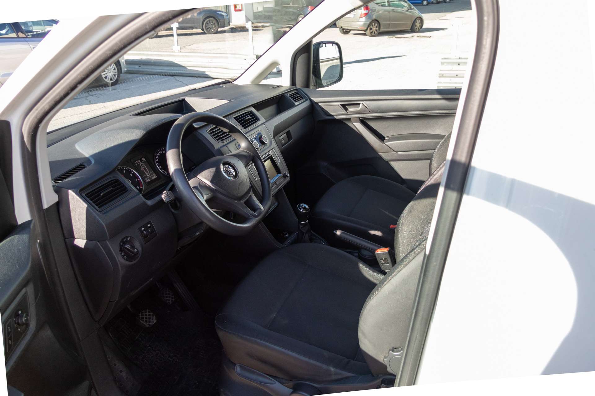 Volkswagen Caddy  MAXI VAN BUSINESS 1.4 TGI MAXI – PASSO LUNGO.