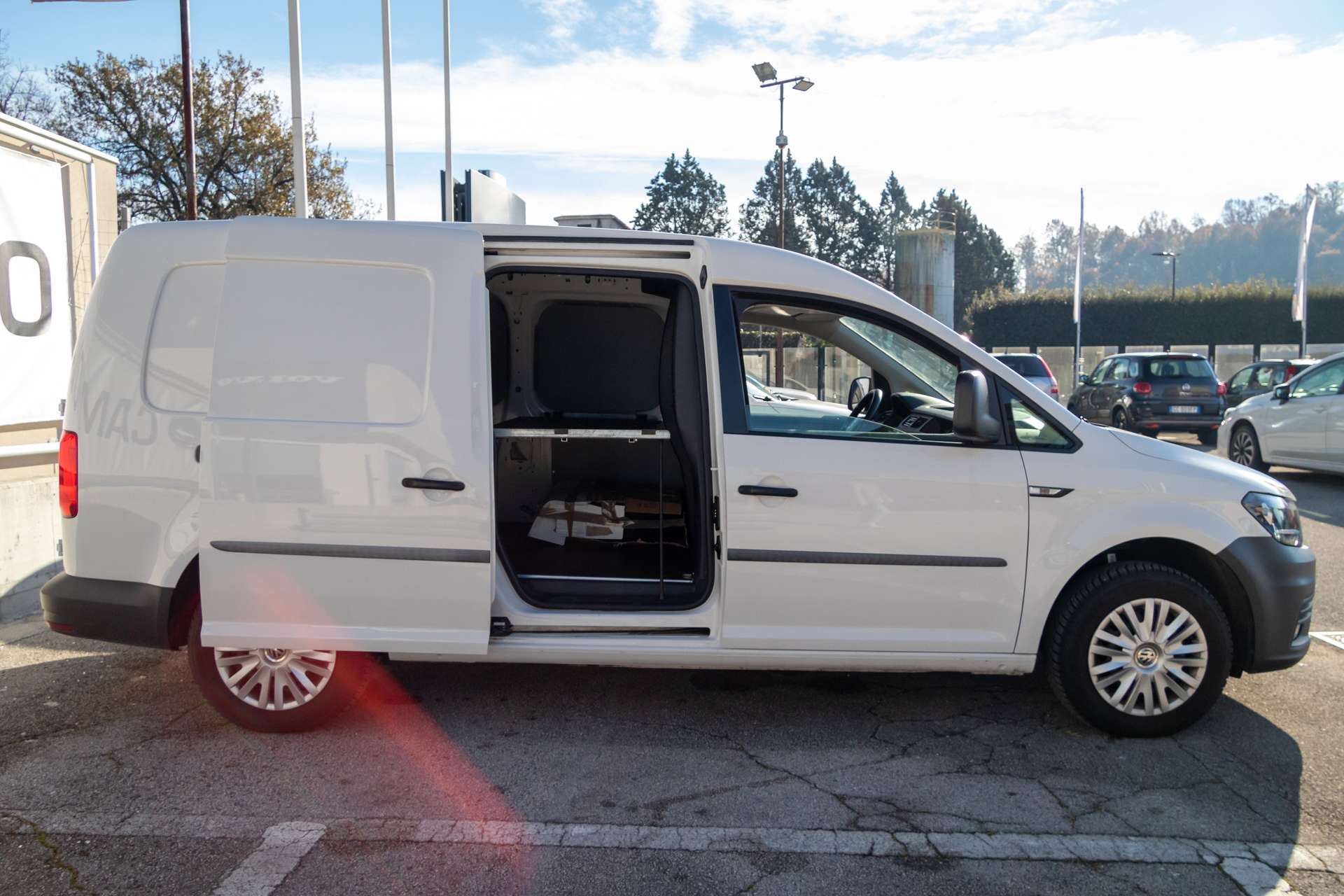 Volkswagen Caddy  MAXI VAN BUSINESS 1.4 TGI MAXI – PASSO LUNGO.