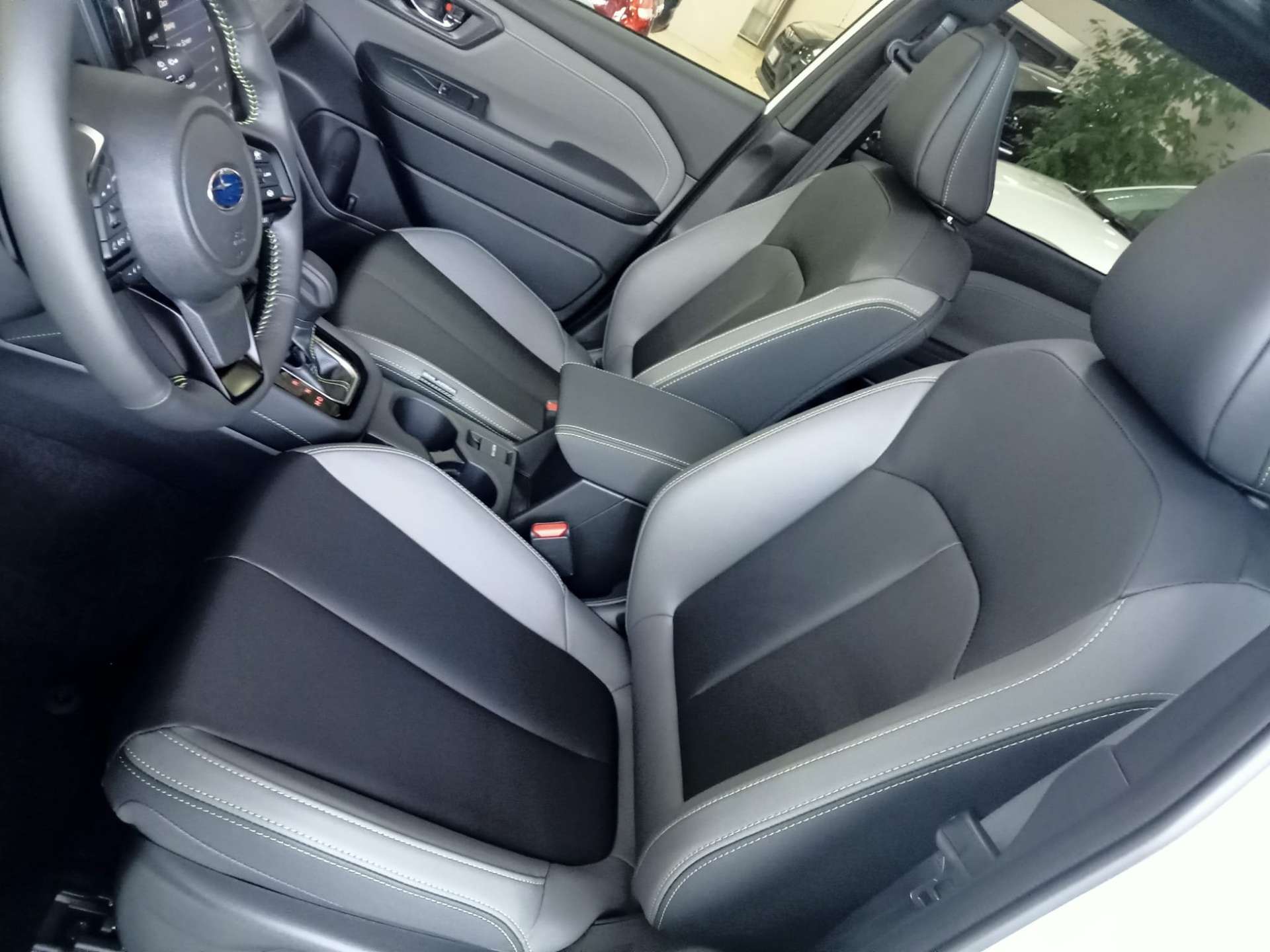 Subaru Forester  2.0 e-Boxer MHEV CVT Lineartronic 4dventure