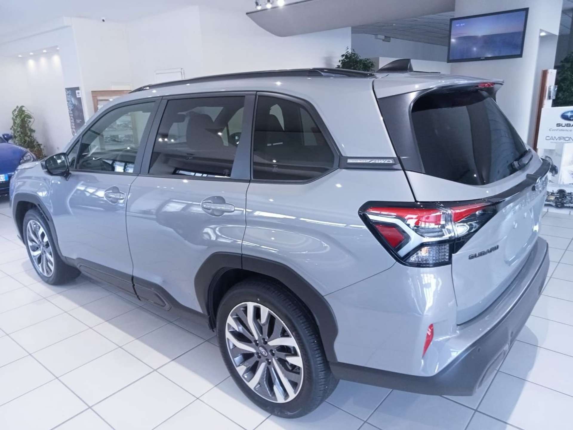 Subaru Forester  Forester 2.0 e-Boxer MHEV Lineartronic Premium